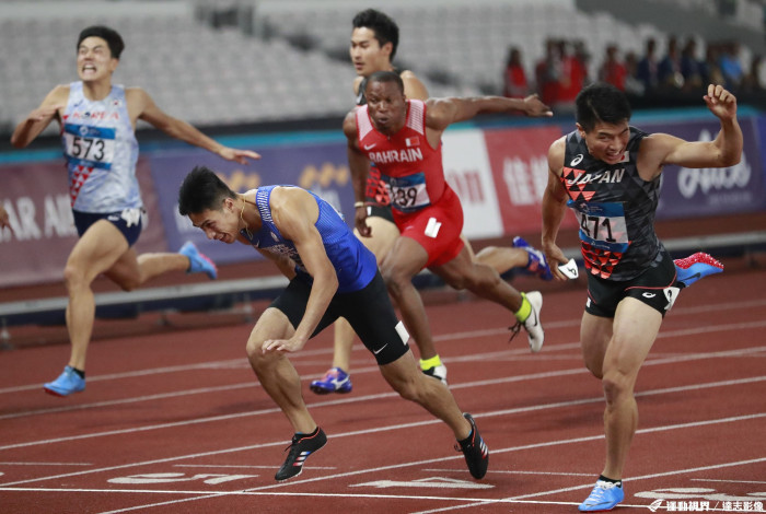 楊俊瀚200公尺決賽以千分之一秒之差惜敗日本選手小池祐貴