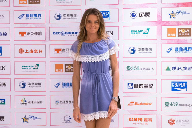 DANIELA HANTUCHOVA Aspect-qenfhlejfx-665xauto