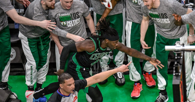 Boston Celtics guard Jrue Holiday signs four-year, 5 million contract extension