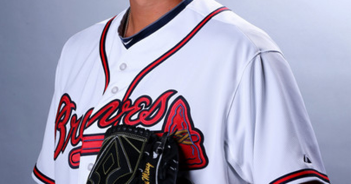 atlanta braves military jersey