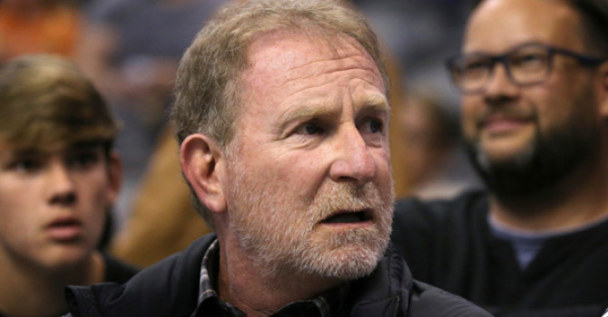 Owner intends to sell team, but has he become the team’s biggest reinforcement? On Robert Sarver’s feud with the Suns – NBA – Basketball