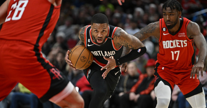 Damian Lillard: Unleashing Offensive Firepower with the ‘Magic Ball’ Shooting Mode