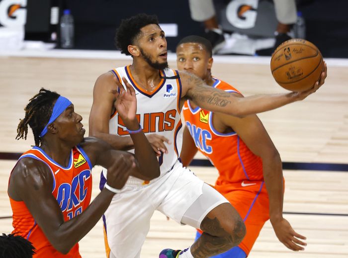 '2022 Playoffs' Booker leads Suns over Mavericks