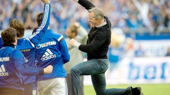 Nach Derbysieg des FC Schalke 04: Jens Keller und Jürgen Klopp tauschen die Krise